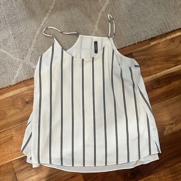 Evereve tank - Picture 1 of 1